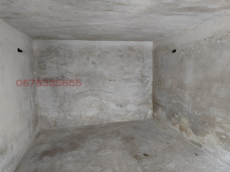 Продава ГАРАЖ, ПАРКОМЯСТО, гр. Велико Търново, Колю Фичето, снимка 7 - Гаражи и паркоместа - 53601922