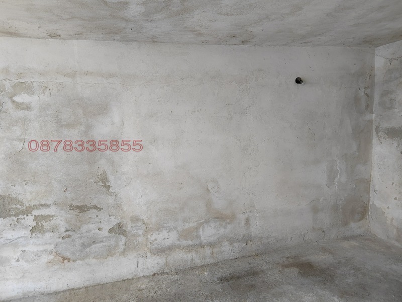 Продава ГАРАЖ, ПАРКОМЯСТО, гр. Велико Търново, Колю Фичето, снимка 8 - Гаражи и паркоместа - 53601922