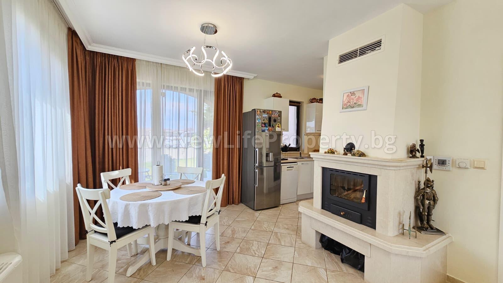 Продава КЪЩА, гр. Поморие, област Бургас, снимка 5 - Къщи - 53915315