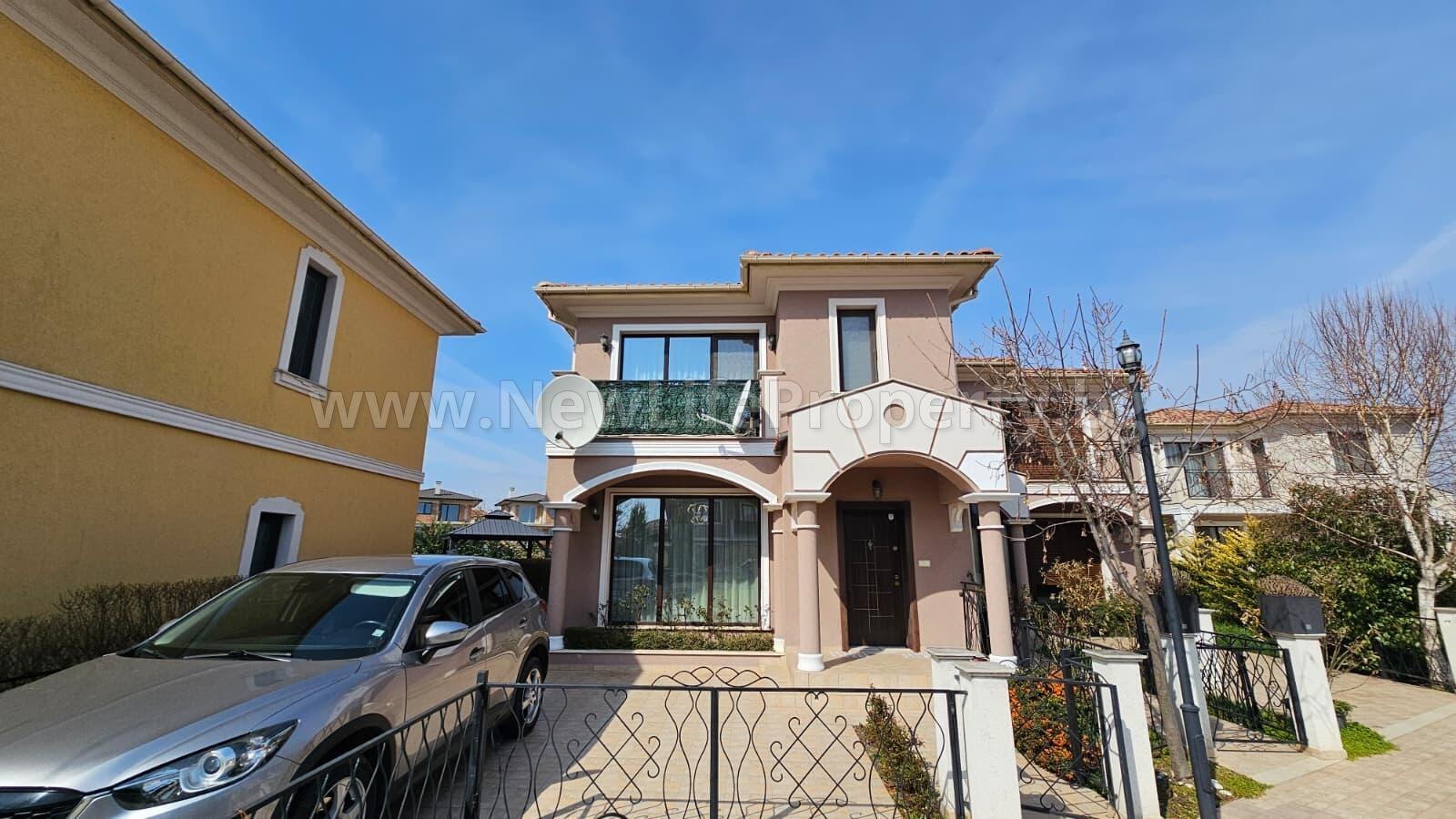 Продава КЪЩА, гр. Поморие, област Бургас, снимка 2 - Къщи - 53915315