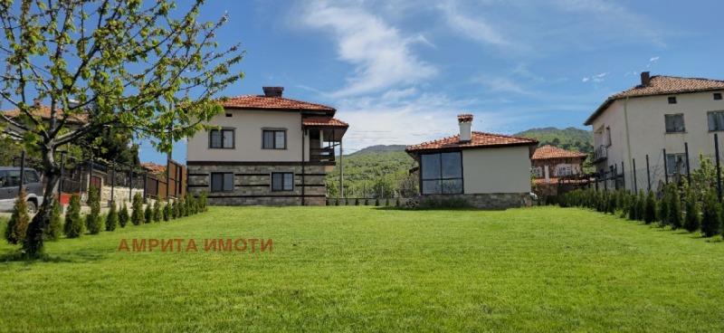 Продава КЪЩА в област Благоевград, гр. Сандански - 156 кв.м / 250 000 € » 488 957.50 лв., АМРИТА ИМОТИ