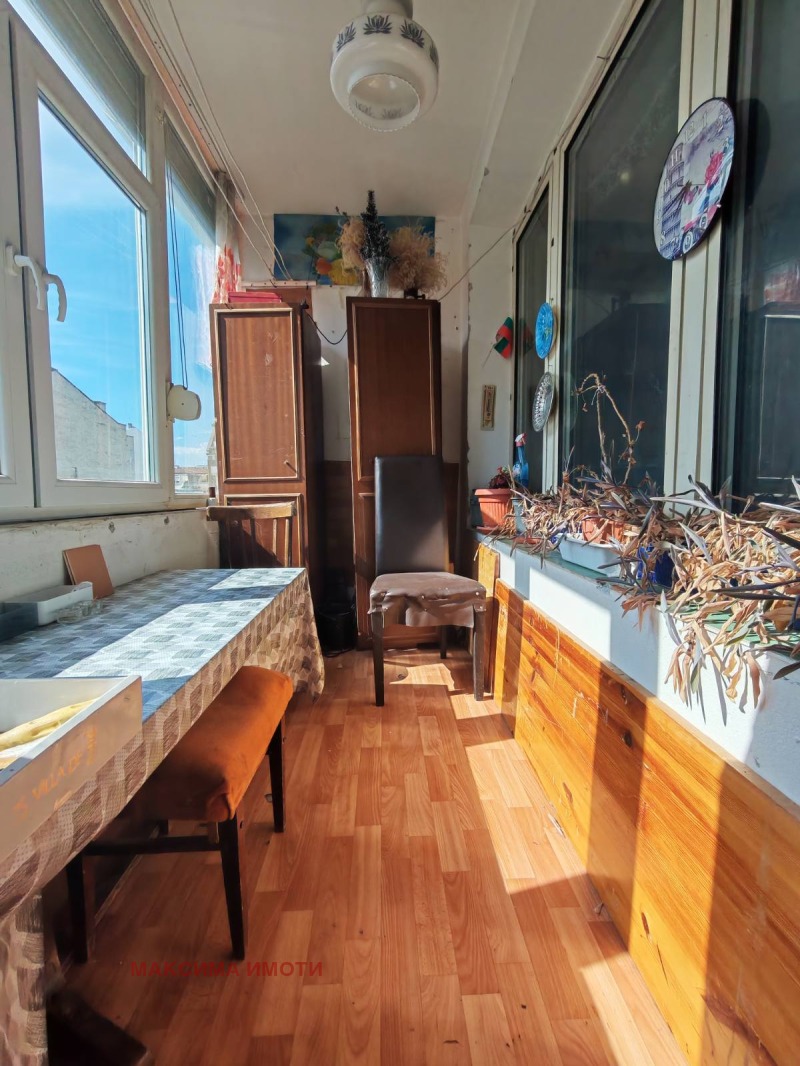 Продава  2-стаен град Бургас , Възраждане , 56 кв.м | 58819256 - изображение [2]