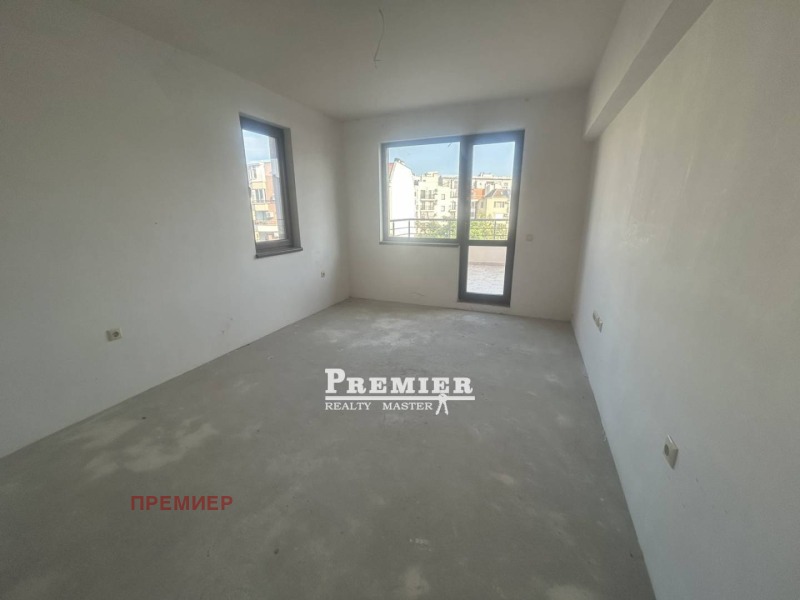 Продава 2-СТАЕН, гр. Бургас, Изгрев, снимка 3 - Апартаменти - 52402094