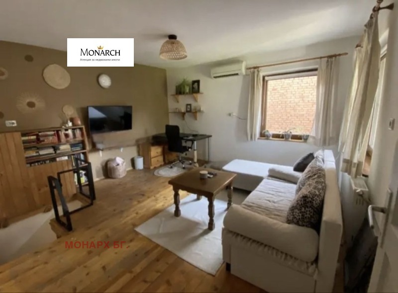 Продава КЪЩА, с. Гуцал, област София област, снимка 2 - Къщи - 52130387