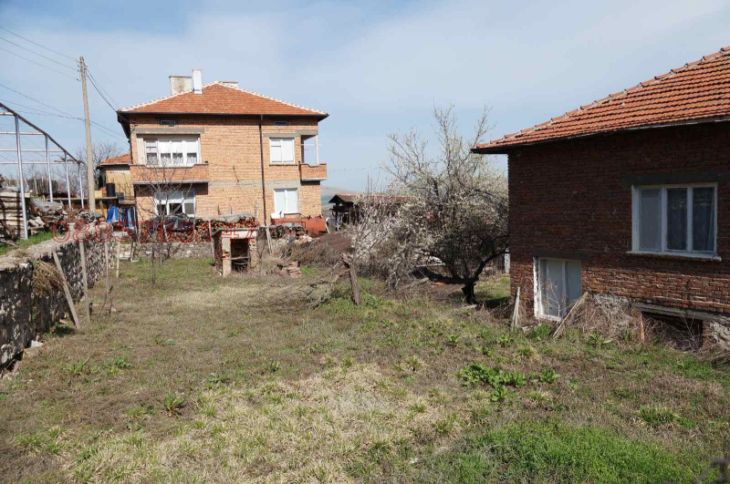 Продава ПАРЦЕЛ, с. Козарско, област Пазарджик