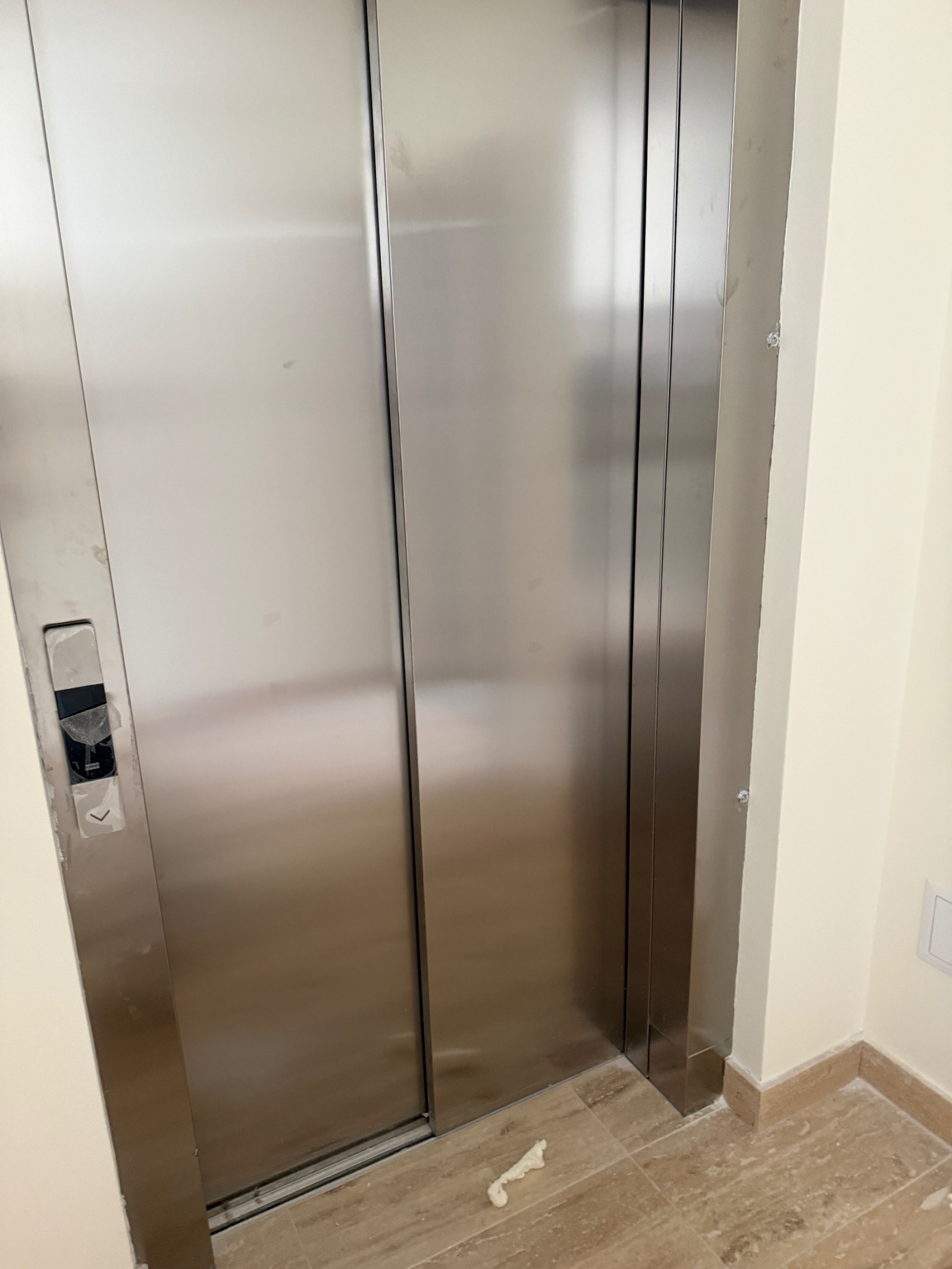 Продава 3-СТАЕН, гр. Своге, област София област, снимка 2 - Апартаменти - 53786994