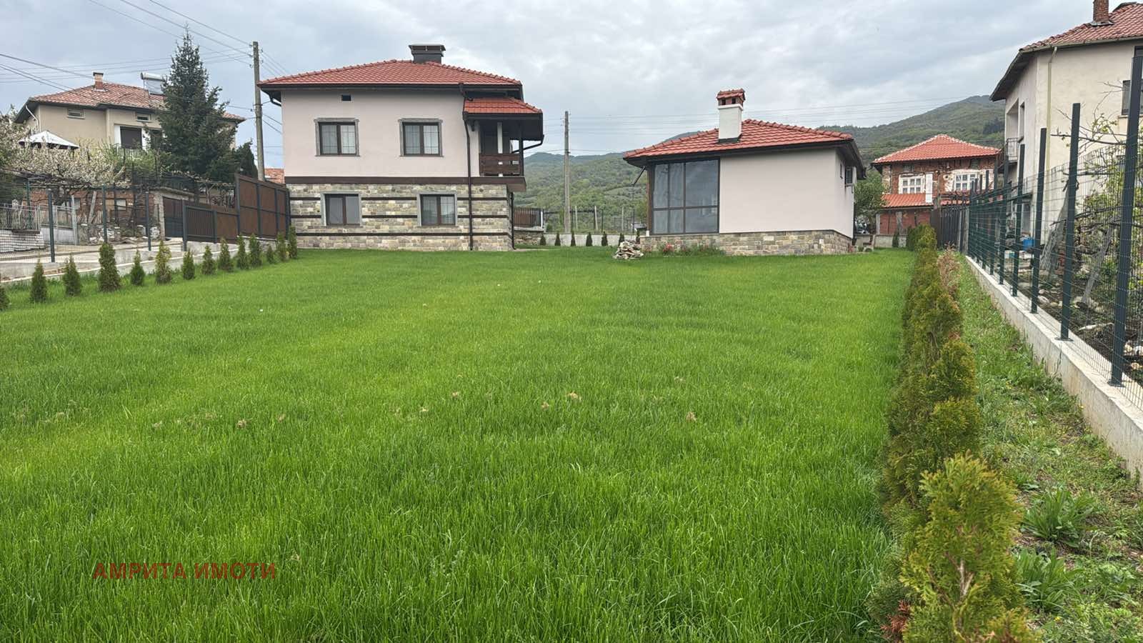 Продава КЪЩА, гр. Сандански, област Благоевград