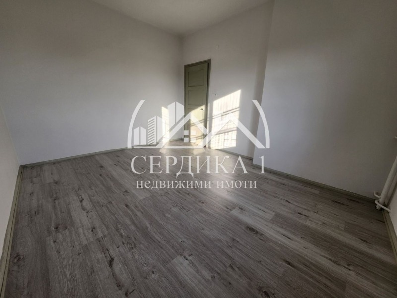 En venta  1 dormitorio Sofia , Banishora , 70 metros cuadrados | 99107623