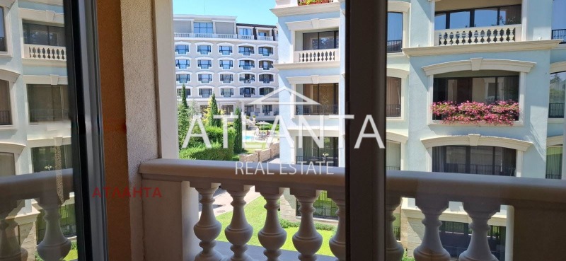 En venta  2 dormitorios Varna , k.k. Sv.Sv. Konstantin i Elena , 112 metros cuadrados | 35774929 - imagen [2]