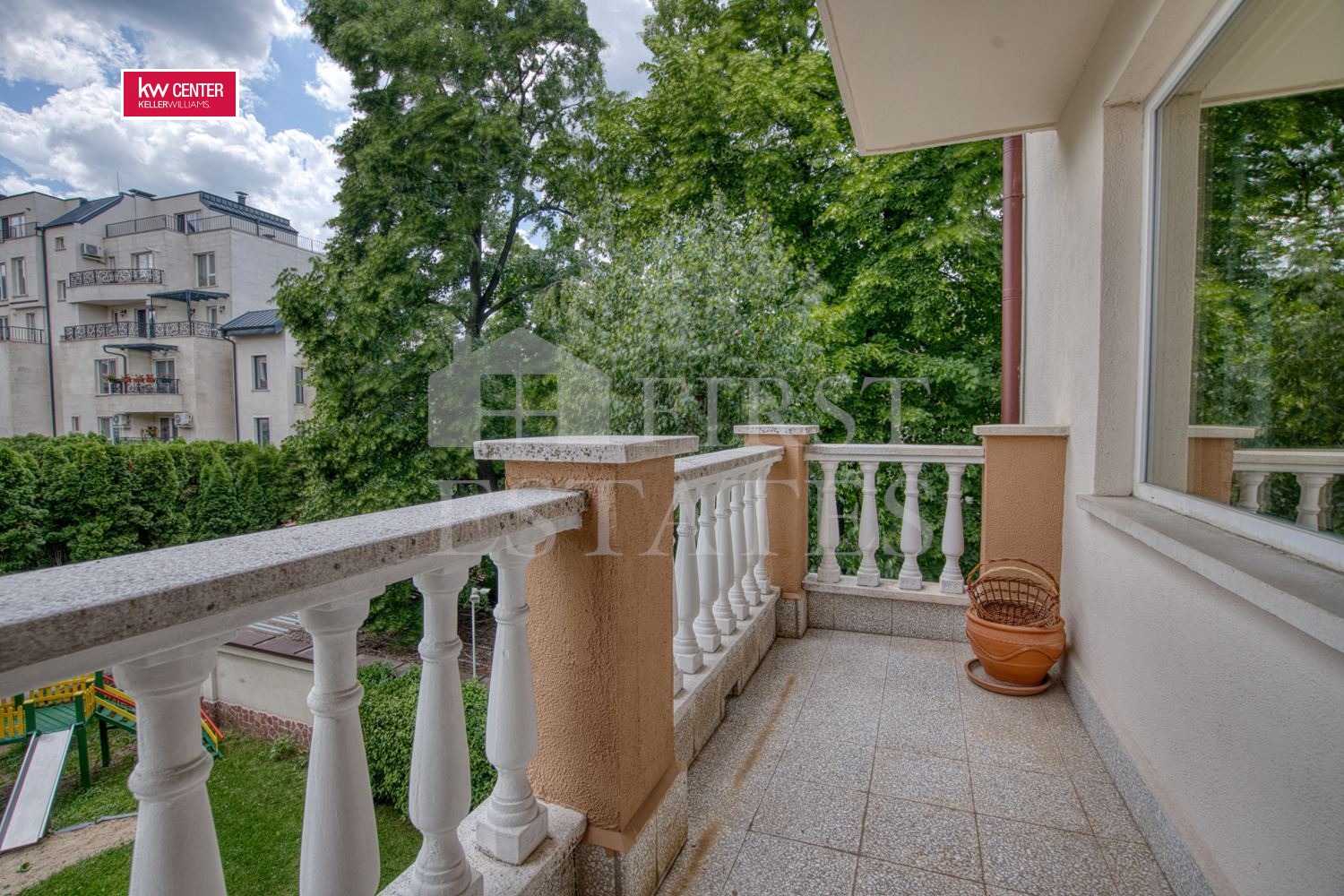 Продава 4-СТАЕН, гр. София, Павлово, снимка 13 - Апартаменти - 54748945
