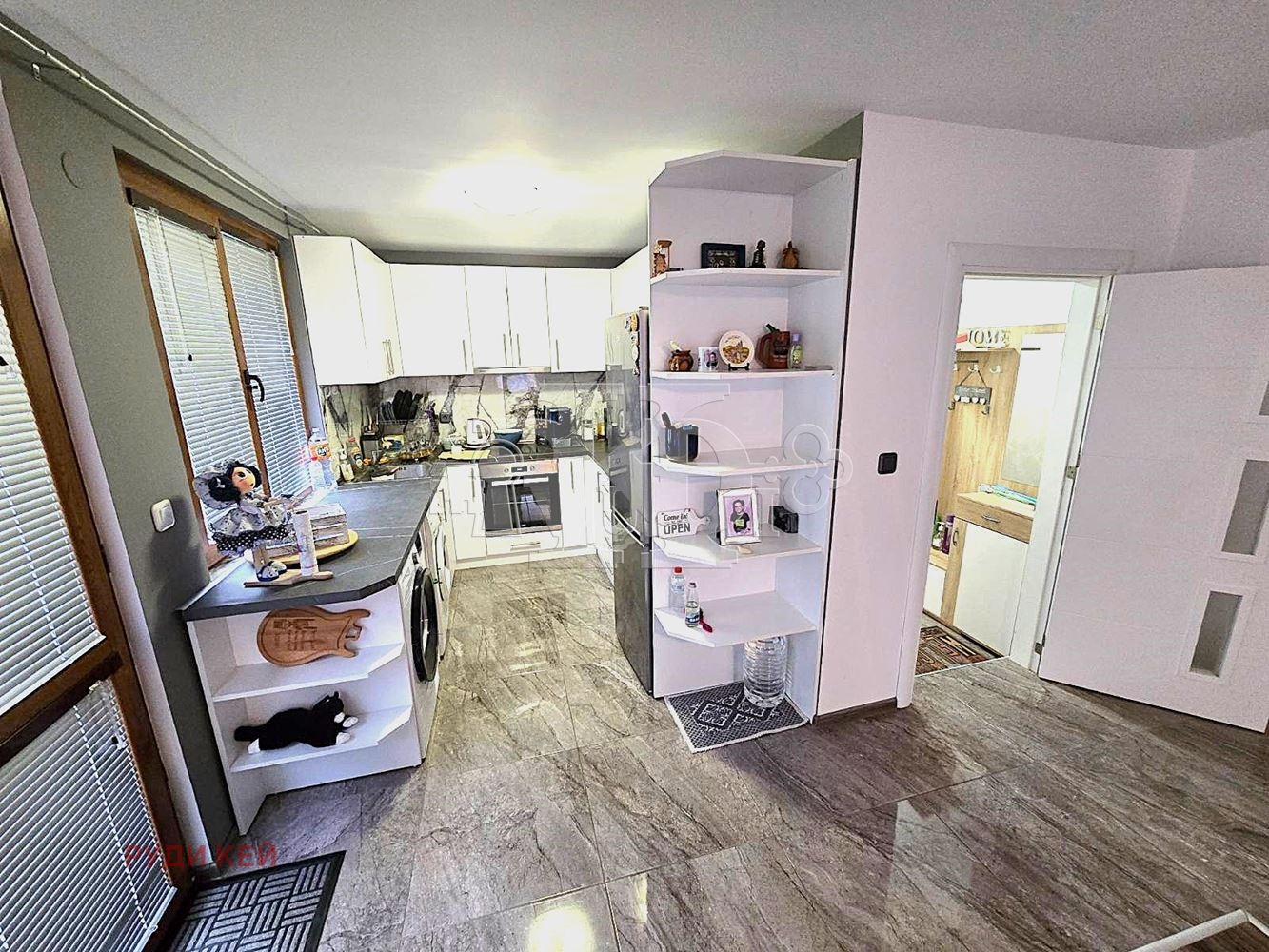 Продава КЪЩА, гр. Варна, м-т Пчелина, снимка 6 - Къщи - 51506592