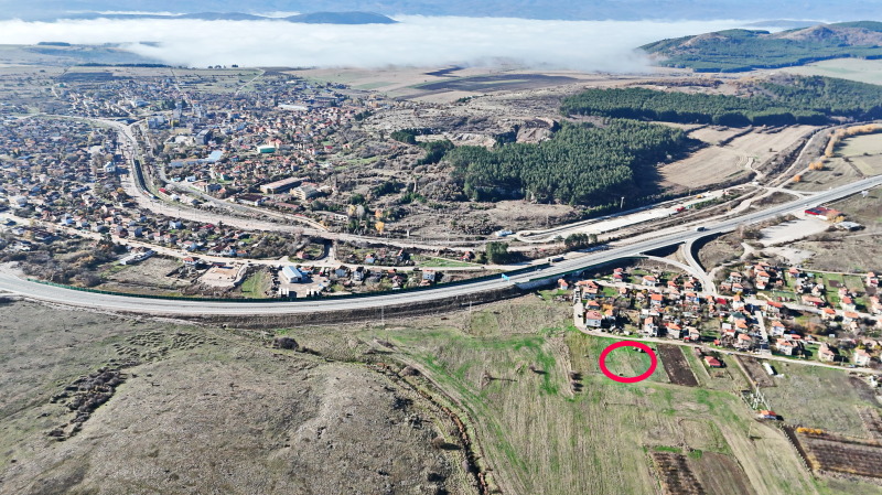 Продава ПАРЦЕЛ в област София, гр. Драгоман - 1270 кв.м / 50 000 € » 97 791.50 лв., БОРОВО ИМОТИ ЕООД