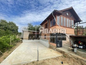 Maison m-t Krouchkite, Varna
