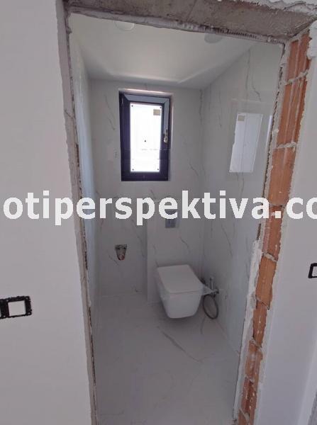 Te koop  Huis Plovdiv , Kjutsjuk Parizj , 240 m² | 57206333 - afbeelding [8]