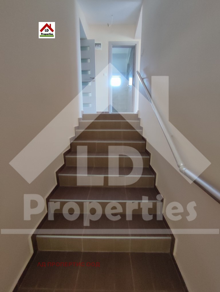 Продава  Къща област Варна , с. Детелина , 370 кв.м | 35784627 - изображение [6]