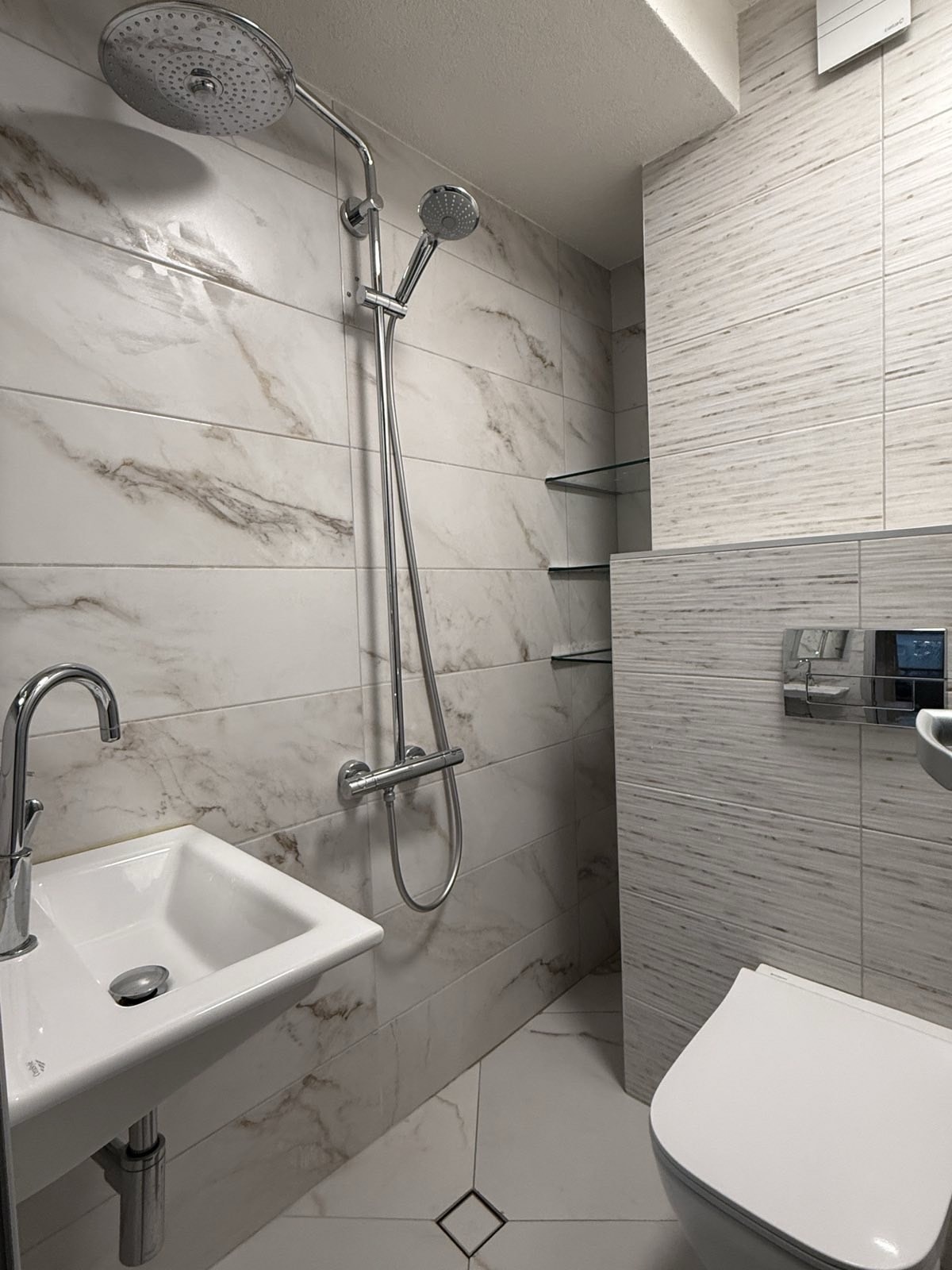 Продава 3-СТАЕН, гр. Плевен, Идеален център, снимка 8 - Апартаменти - 53739426