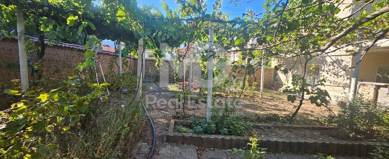 Продава КЪЩА, с. Тополово, област Пловдив, снимка 10 - Къщи - 53893582