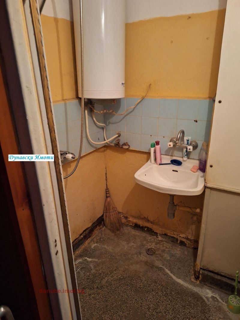 Na sprzedaż  1 sypialnia Ruse , Czarodejka - Jug , 64 mkw | 85483348 - obraz [9]