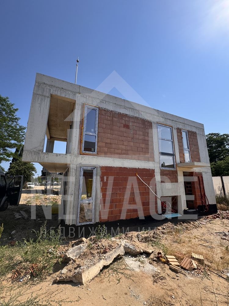 Продава КЪЩА, с. Близнаци, област Варна, снимка 2 - Къщи - 55130114