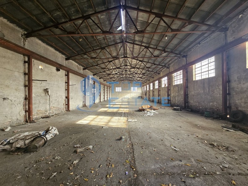 Продава ПРОМ. ПОМЕЩЕНИЕ, гр. Горна Оряховица, област Велико Търново, снимка 4 - Производствени сгради - 52710004