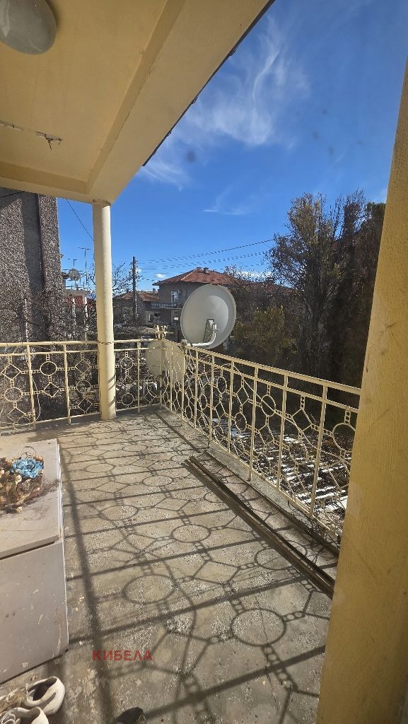 Продава КЪЩА, гр. Радомир, област Перник, снимка 7 - Къщи - 54131176