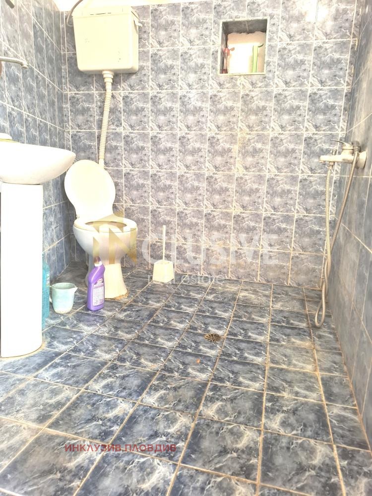 Продава КЪЩА, с. Цалапица, област Пловдив, снимка 9 - Къщи - 56064357