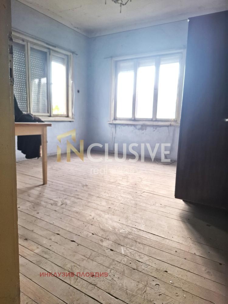 Продава КЪЩА, с. Цалапица, област Пловдив, снимка 13 - Къщи - 56064357