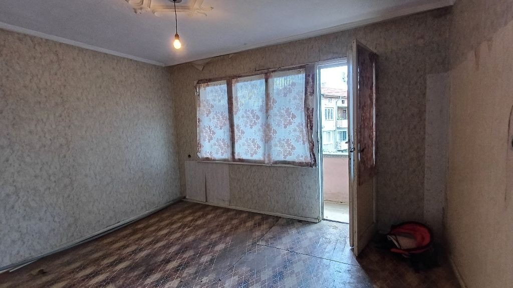 Продава ЕТАЖ ОТ КЪЩА, гр. Стара Загора, Самара 1, снимка 7 - Етаж от къща - 55757137