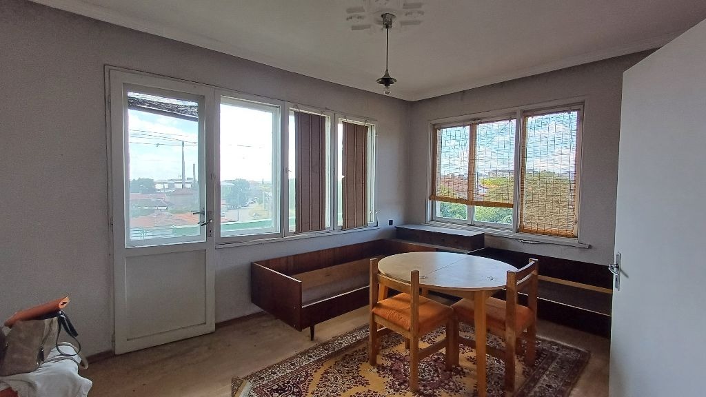 Продава ЕТАЖ ОТ КЪЩА, гр. Стара Загора, Самара 1, снимка 2 - Етаж от къща - 55757137