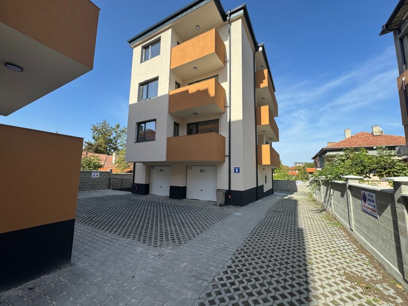 Продава  2-стаен град Търговище , Вароша , 66 кв.м | 29018097