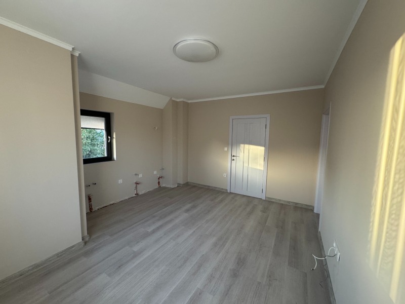 De vânzare  1 dormitor Târgoviște , Varoșa , 66 mp | 29018097 - imagine [4]