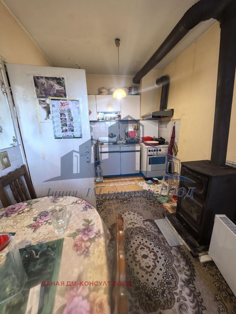 Продава 2-СТАЕН, гр. Шумен, Боян Българанов 1, снимка 6 - Апартаменти - 54538693