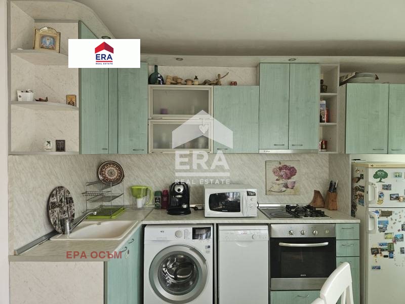 Продава 2-СТАЕН, гр. Ловеч, Център, снимка 2 - Апартаменти - 54676341
