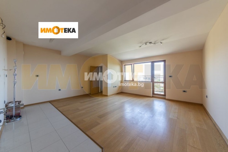 Продаја  2 спаваће собе Варна , Галата , 147 м2 | 89738546 - слика [2]