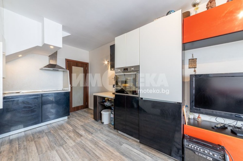 Продава  3-стаен град Варна , Зимно кино Тракия , 94 кв.м | 43094595 - изображение [15]