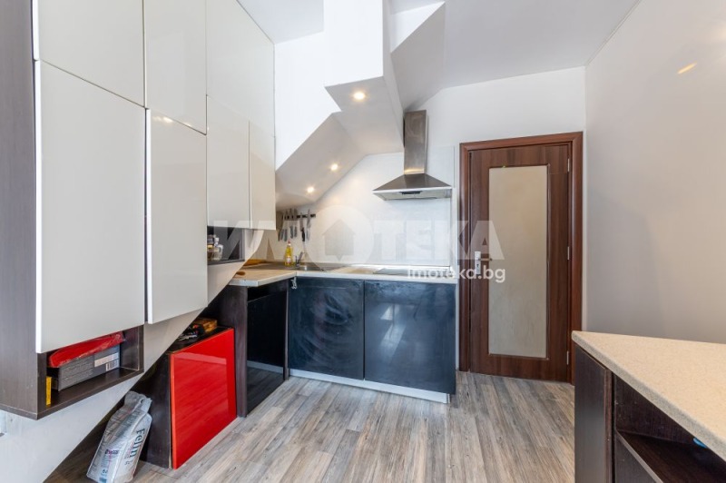 Продава  3-стаен град Варна , Зимно кино Тракия , 94 кв.м | 43094595 - изображение [14]