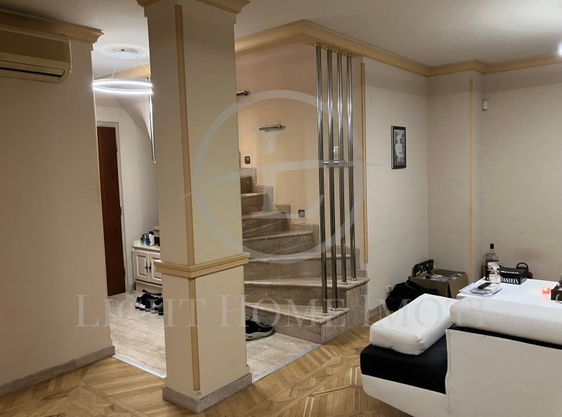 In vendita  Maisonette Plovdiv , Sadijski , 198 mq | 83959421 - Immagine [2]