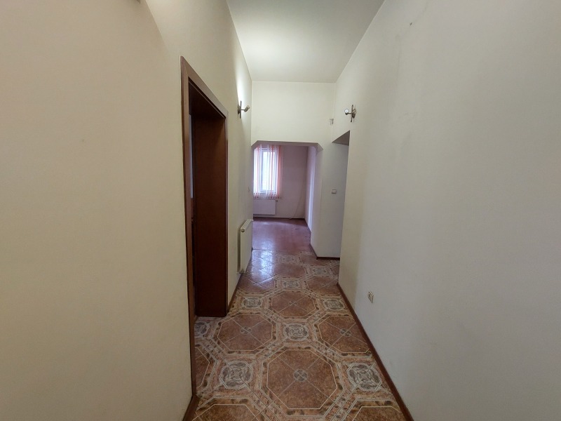 Till salu  Kontor Veliko Tarnovo , Centar , 111 kvm | 40033583 - bild [5]