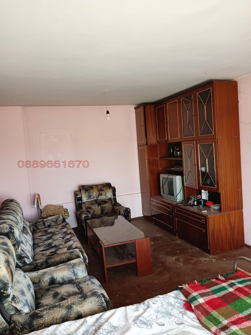 Продава КЪЩА, с. Пелишат, област Плевен, снимка 3 - Къщи - 52793304