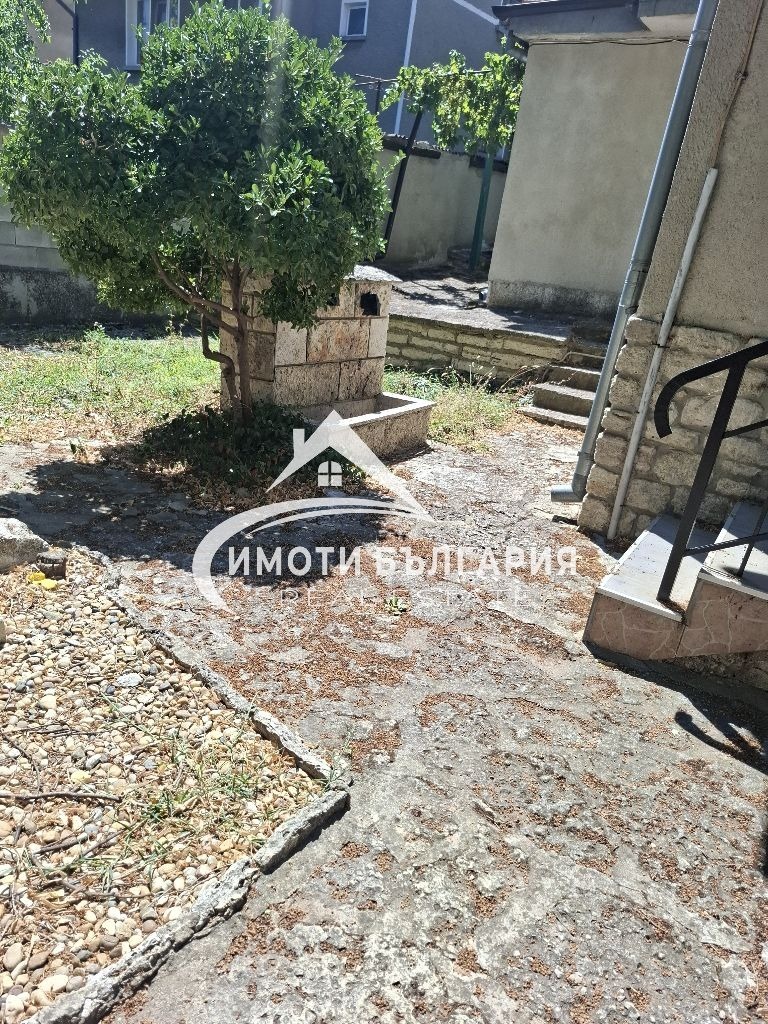 Продава КЪЩА, гр. Балчик, област Добрич, снимка 3 - Къщи - 55705261