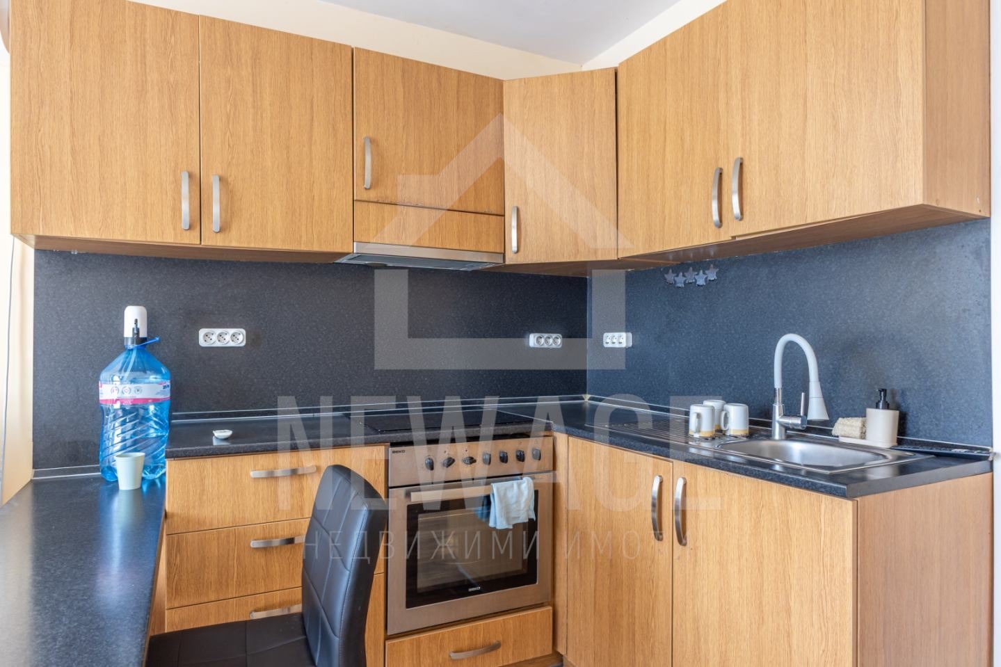 Продава 2-СТАЕН, гр. Варна, Свети Никола, снимка 2 - Апартаменти - 55615922