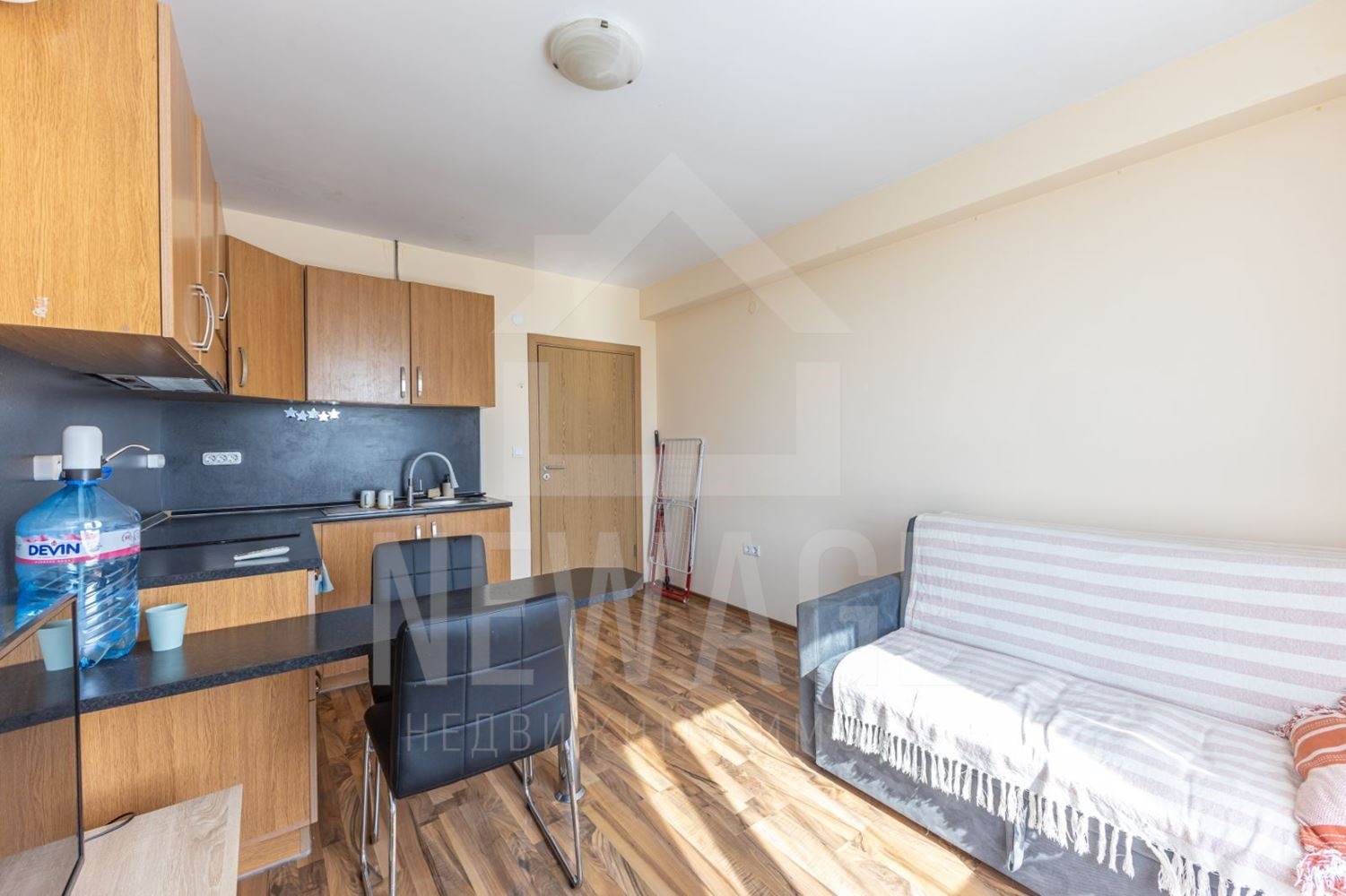 Продава 2-СТАЕН, гр. Варна, Свети Никола, снимка 3 - Апартаменти - 55615922