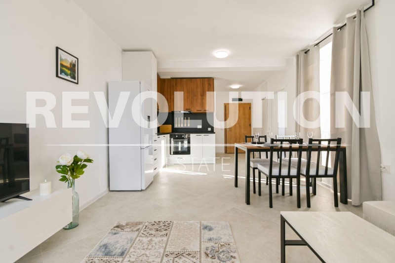 Продава 2-СТАЕН в град София, Надежда 2 - 62 кв.м / 215 000 € » 420 503.45 лв., РЕВОЛЮШЪН ЕСТЕЙТ