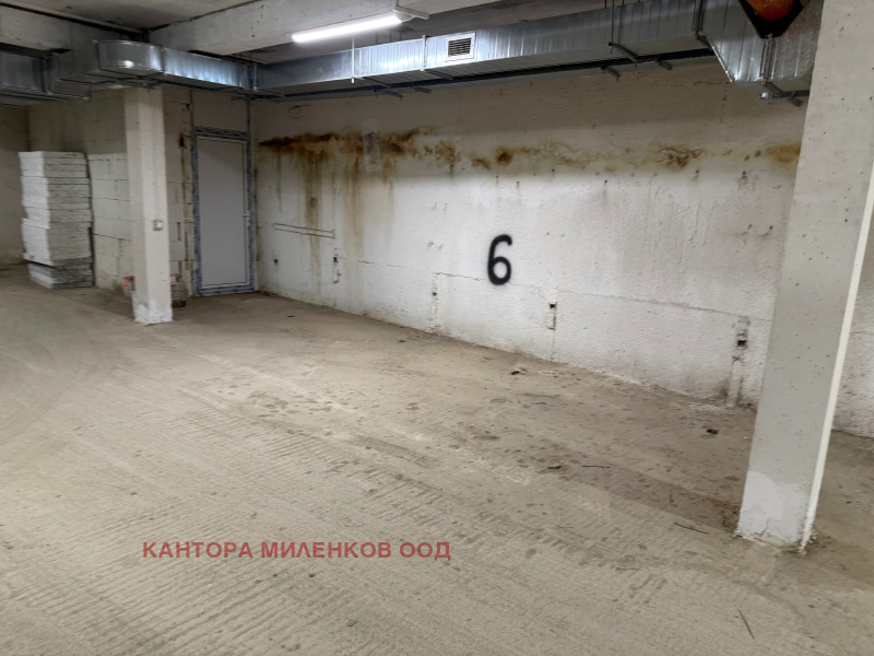 Eladó  3 hálószobás Sofia , Banisora , 120 négyzetméter | 31356009 - kép [11]