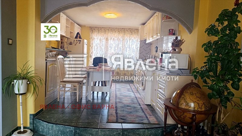 Продава 4-СТАЕН, гр. Варна, Операта, снимка 2 - Апартаменти - 55994936