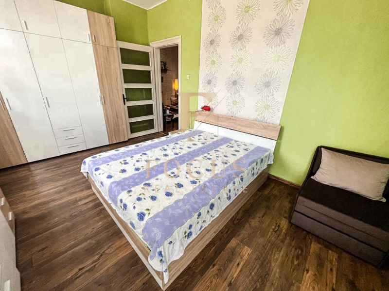 De vânzare  Etajul casei Plovdiv , Stariiat grad , 160 mp | 23116561 - imagine [14]