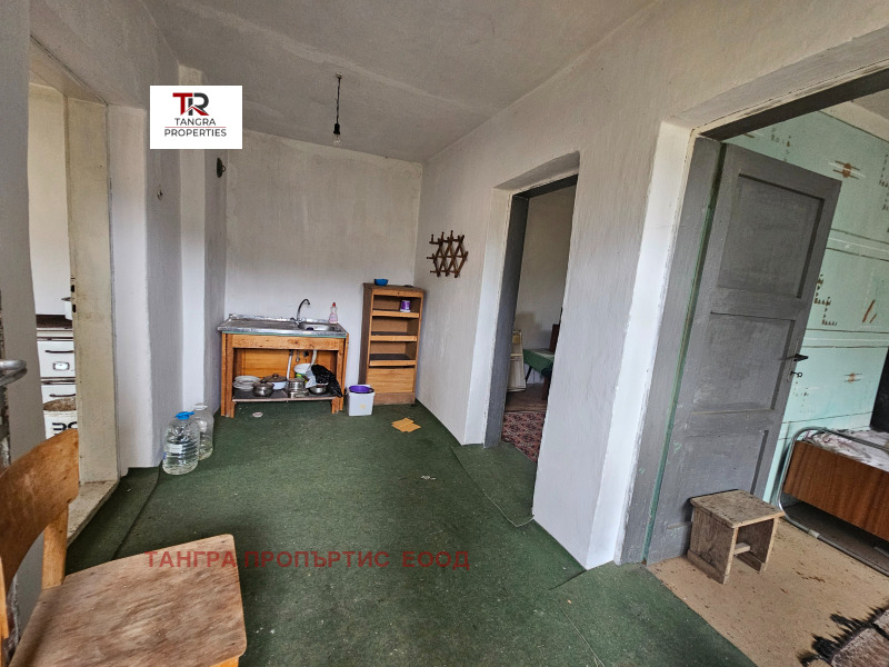 Продава КЪЩА, с. Кременик, област Кюстендил, снимка 5 - Къщи - 52356256