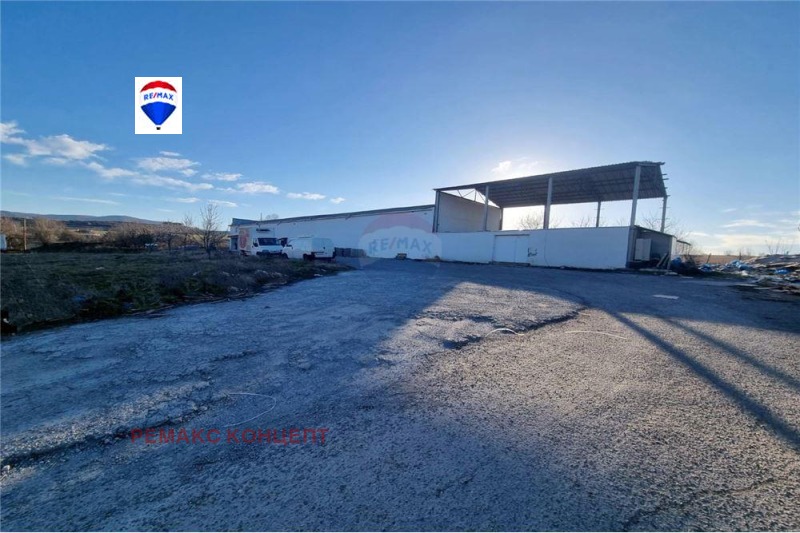 Til salg  Industribygning region Shumen , Veliki Preslav , 7396 kvm | 92225571