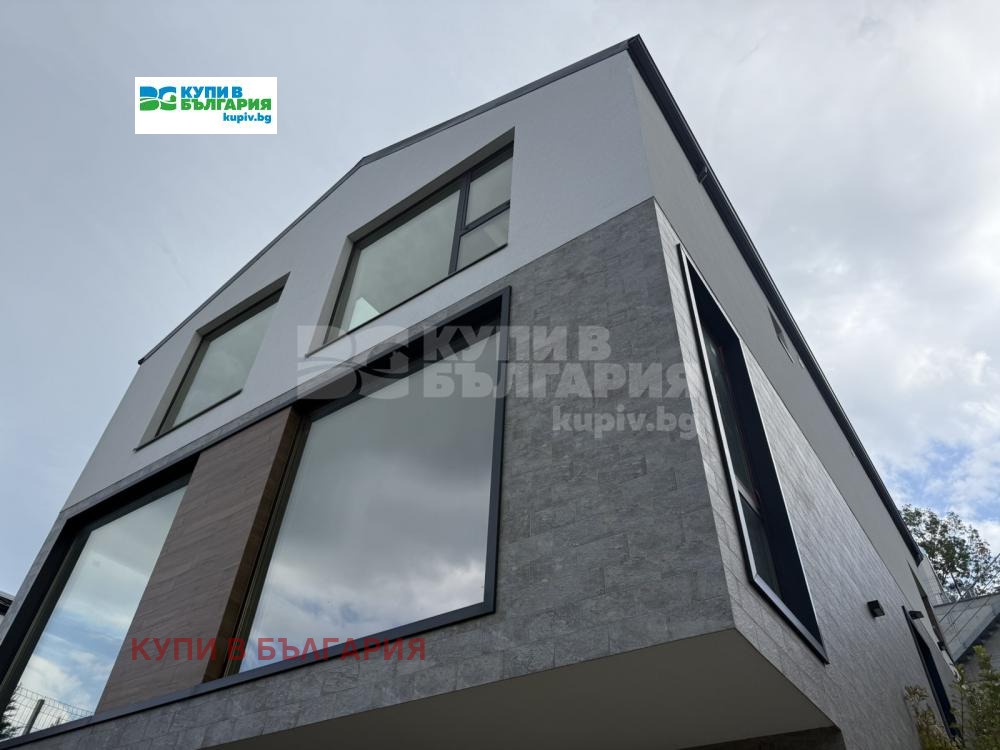 Продава КЪЩА, гр. Варна, м-т Зеленика, снимка 8 - Къщи - 56432153