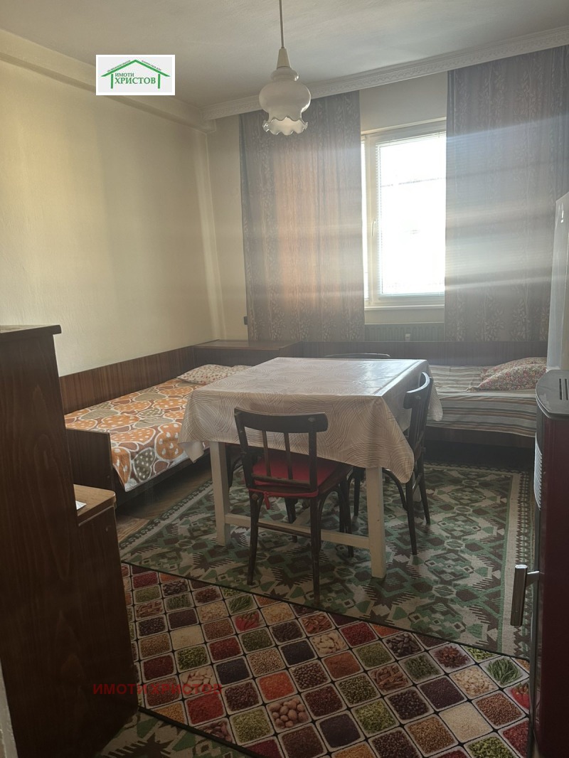 Продава 3-СТАЕН в град Шумен, Добруджански - 76 кв.м / 145 000 € » 283 595.35 лв., ИМОТИ ХРИСТОВ